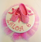 Ballet shoes cake 